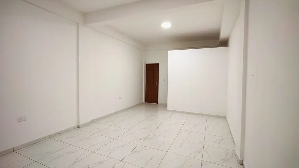 Foto de LOCAL COMERCIAL EN ALQUILER A ESTRENAR – ZONA NORTE, AV. 2 DE AGOSTO ENTRE 5TO. Y 6TO. ANILLO.