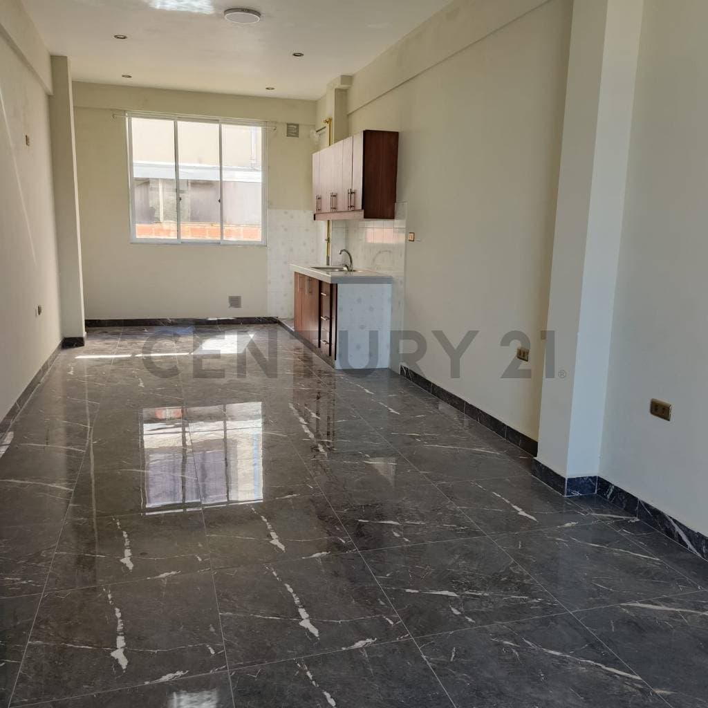 Foto de DEPARTAMENTO DE 3 HABITACIONES EN ALQUILER PACATA ALTA
