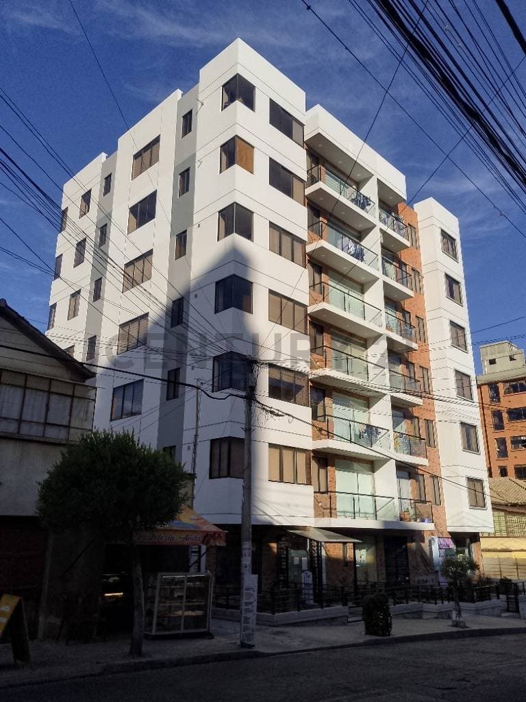 Foto de DEPARTAMENTO DE 2D EN VENTA - MIRAFLORES