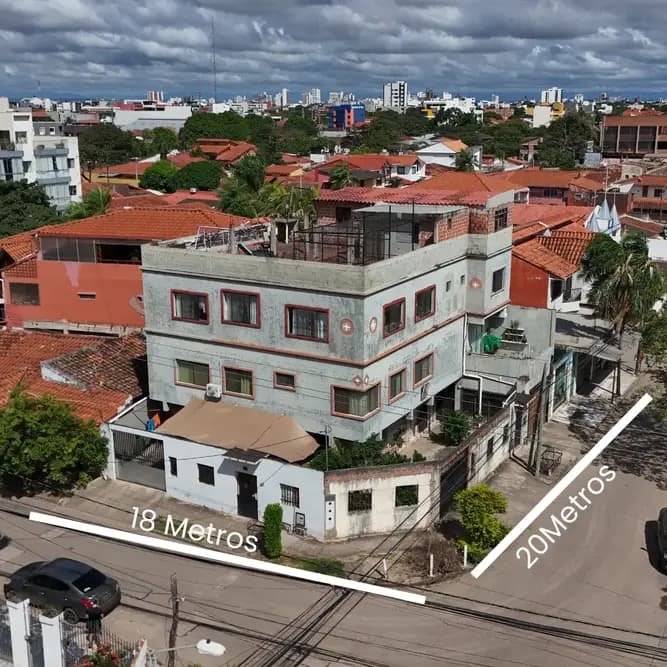 Foto de EDIFICIO COMERCIAL EN VENTA UBICADO EN AV. GUAPAY Y 3ER ANILLO EXTERNO