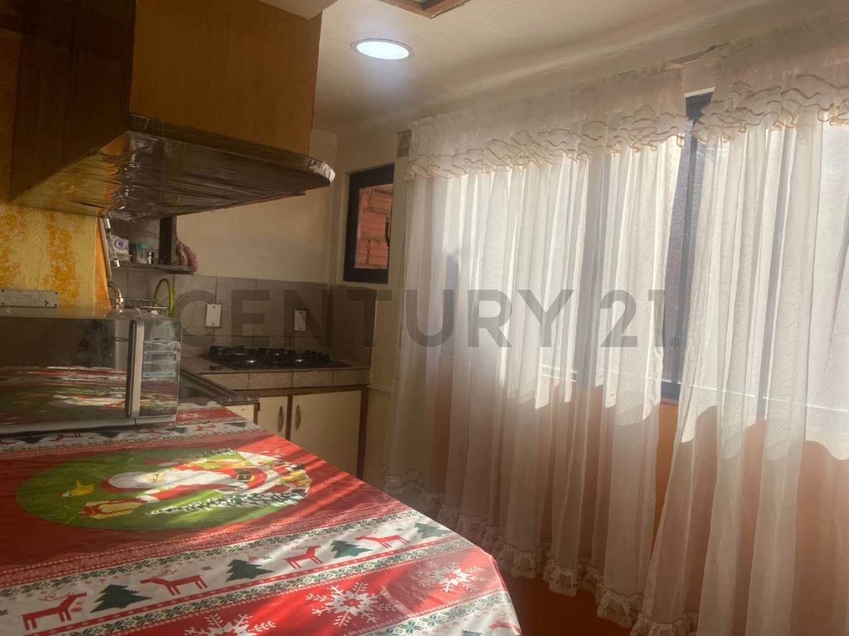 Foto de EN SOPOCACHI - CALLE ROMECIN CAMPOS Y KANTUTANI - GARZONIER EN ALQUILER