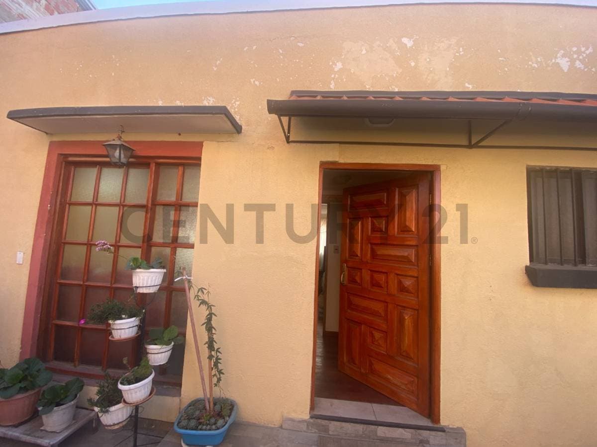 Foto de EN SOPOCACHI - CALLE ROMECIN CAMPOS Y KANTUTANI - GARZONIER EN ALQUILER