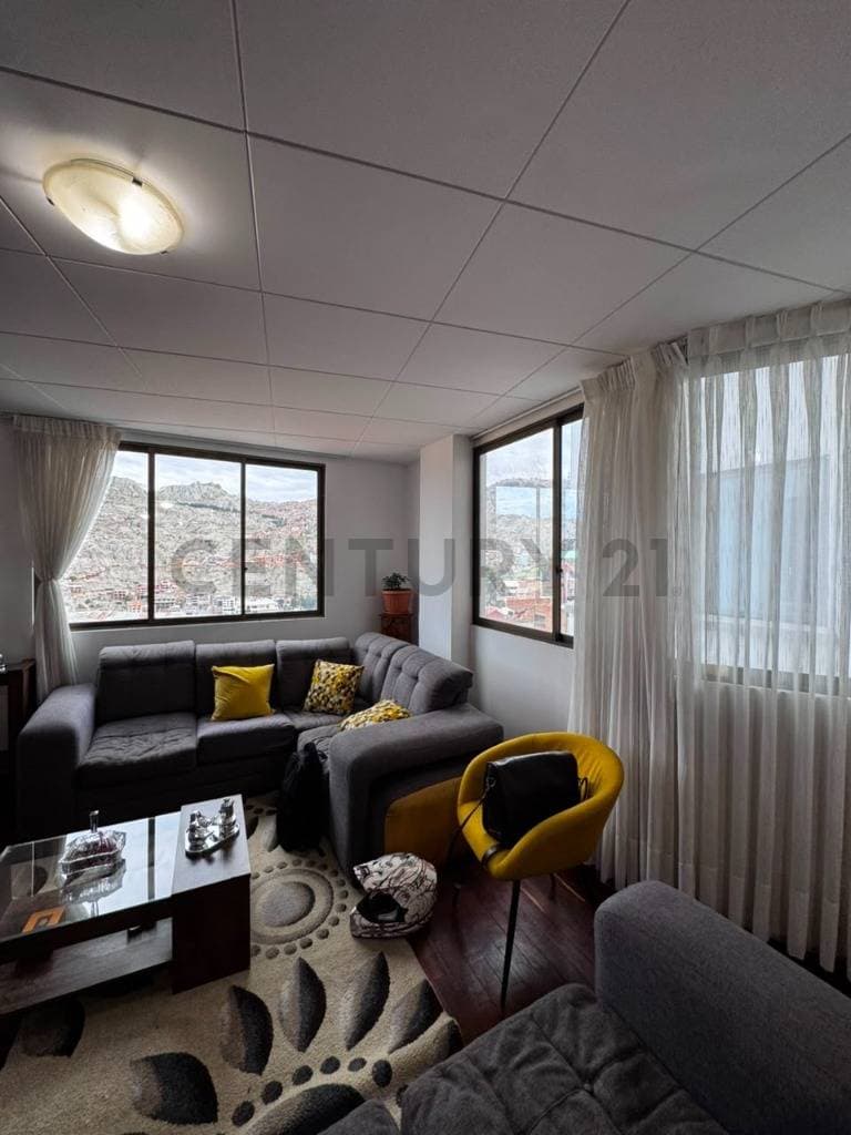 Foto de Departamento en anticrético en Alto Obrajes
