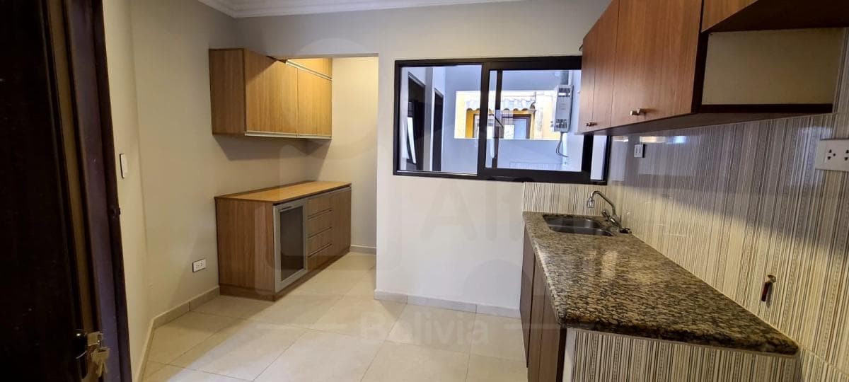 Foto de Departamento en Alquiler | 3 Dormitorios | 2do Anillo Norte