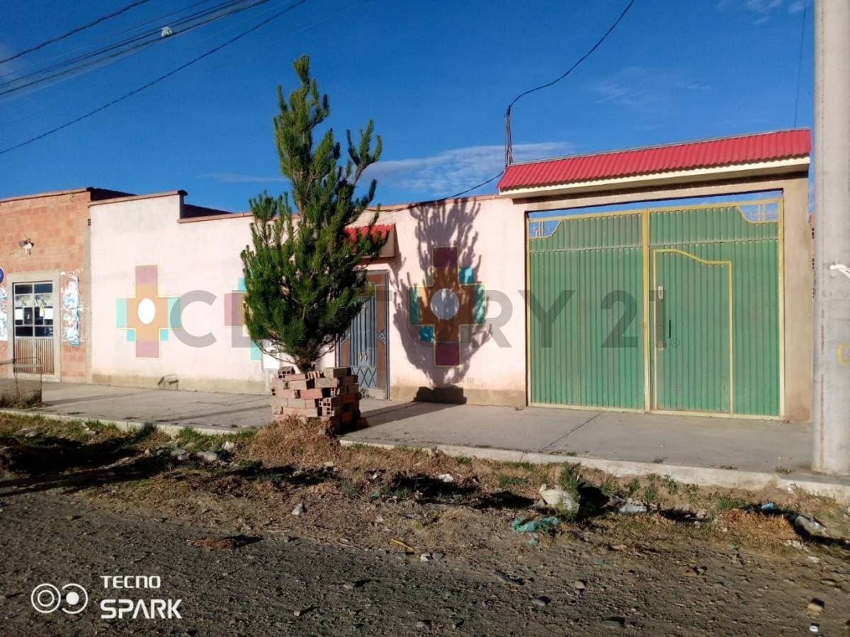 Foto de CASA EN ANTICRÉTICO – ALTURA SAN MARTÍN FRENTE AL COLEGIO SAN AGUSTIN A