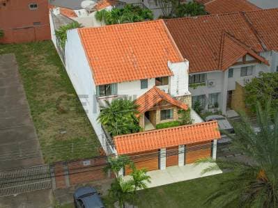 Foto de CASA INDEPENDIENTE EN VENTA EN ZONA NORTE